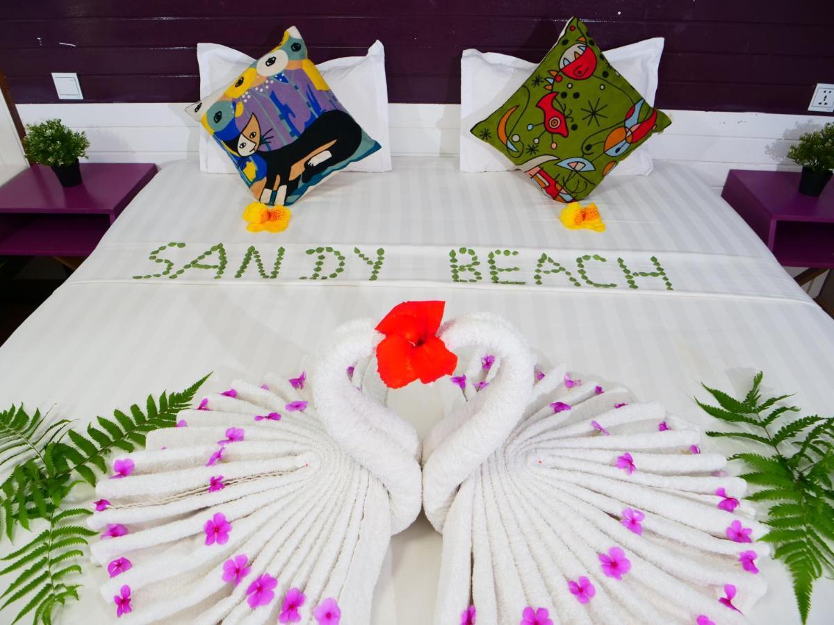 Sandy Beach Bungalows By Ehm Ко Ронг Санлоем Екстериор снимка
