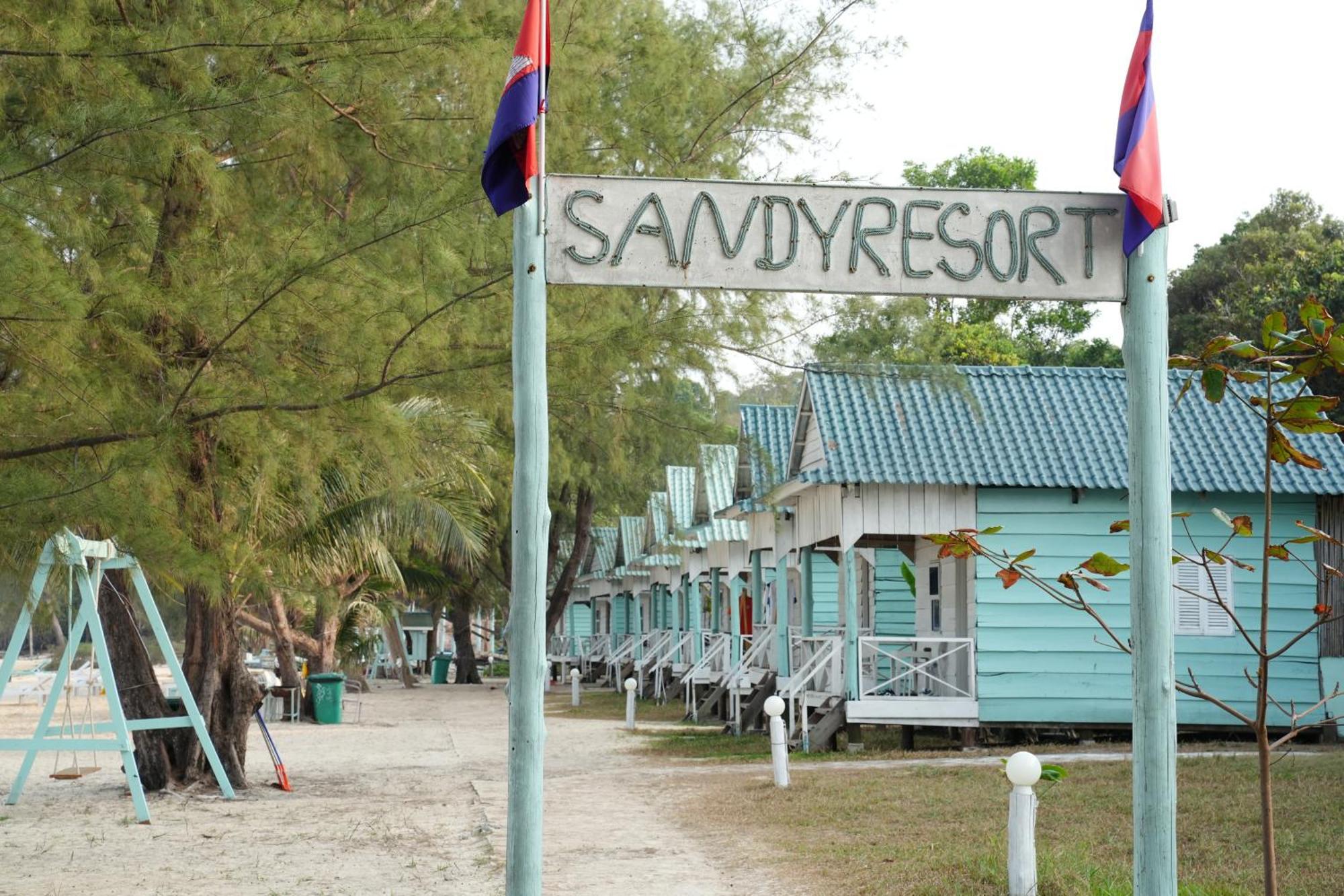 Sandy Beach Bungalows By Ehm Ко Ронг Санлоем Екстериор снимка