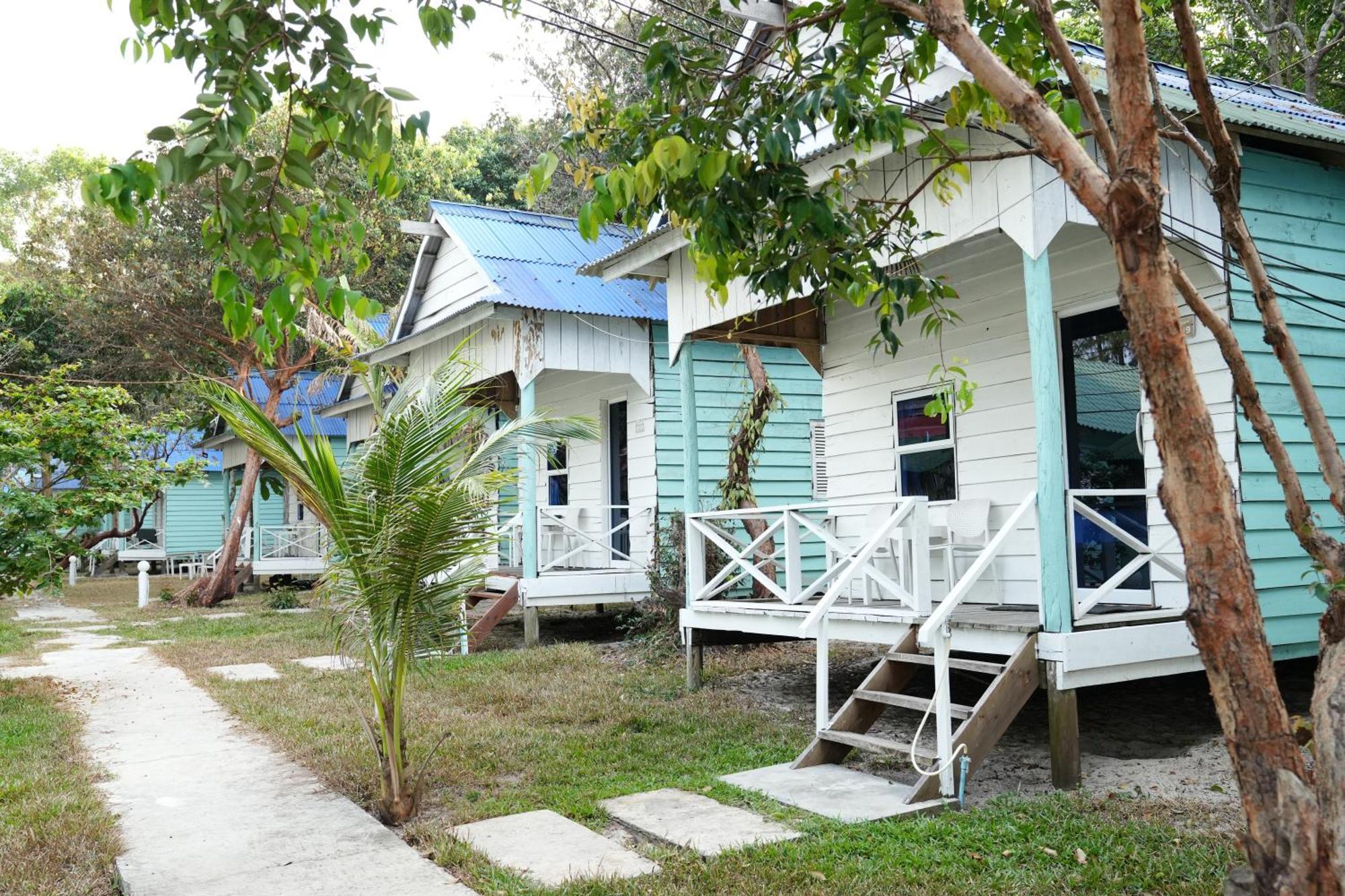 Sandy Beach Bungalows By Ehm Ко Ронг Санлоем Екстериор снимка